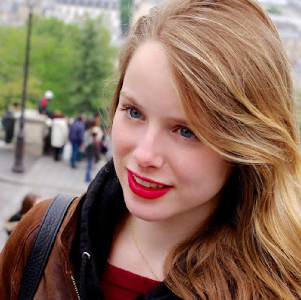 Meet your Posher, Laure elise